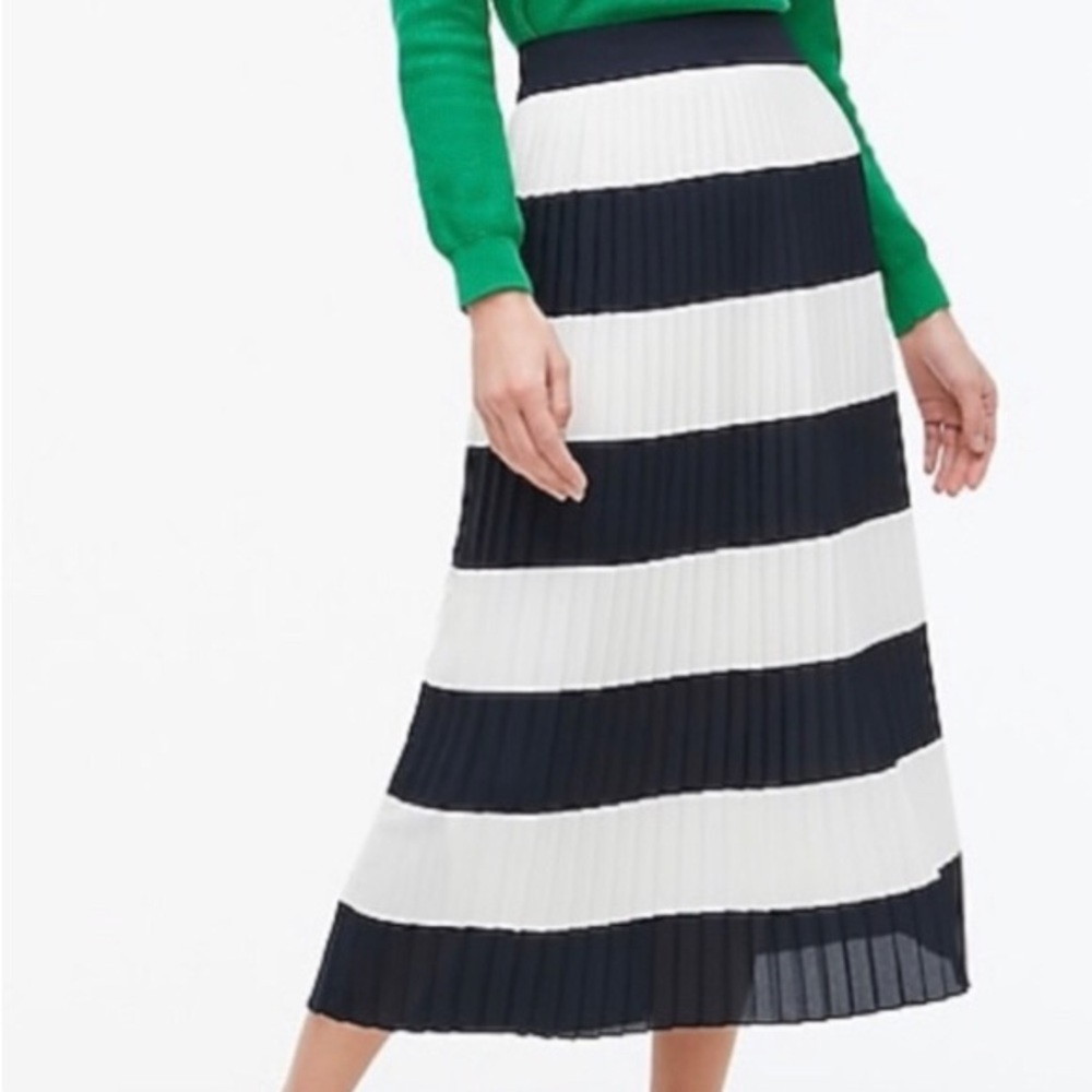 J Crew Factory Navy and Ivory Pleated Skirt